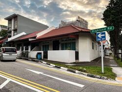 Highland Road (D19), Terrace #572651811